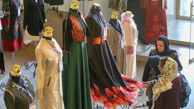 دریافت مجوز برای برگزاری نمایشگاه‌ها و جشنواره‌های مد و لباس ایرانی
